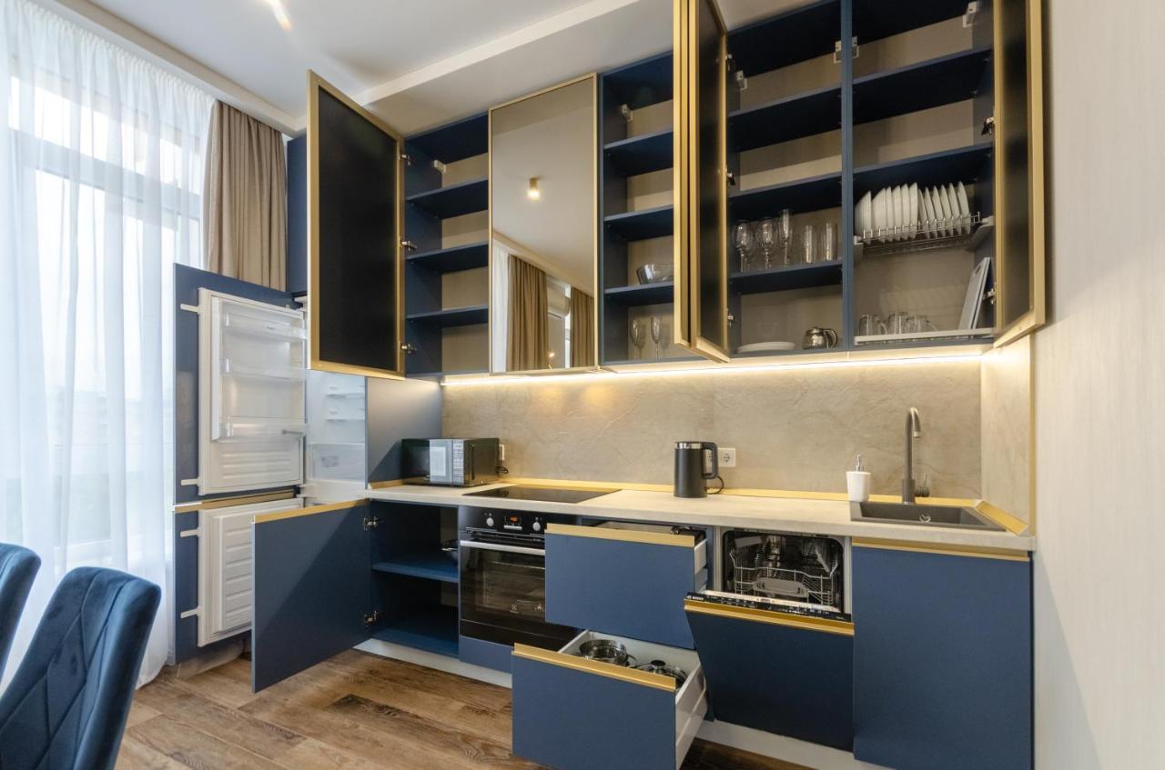 Petrovdom Ж38 In Luxury Apartments At 68 Zhylyanska Street,38 Perlyna كييف المظهر الخارجي الصورة