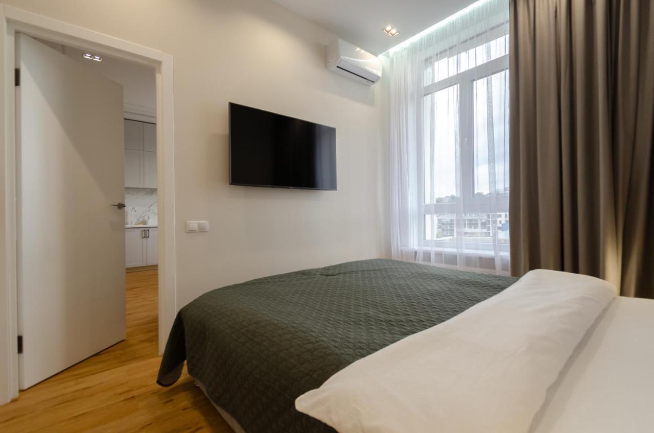 Petrovdom Ж38 In Luxury Apartments At 68 Zhylyanska Street,38 Perlyna كييف المظهر الخارجي الصورة
